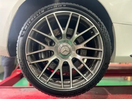 수원휠복원 벤츠 C63AMG 매트블랙 휠도색 수원벤츠휠복원전문업체! / 구로동