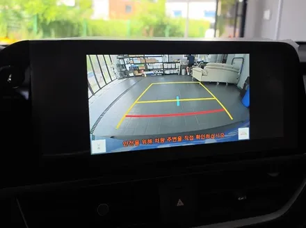 렉서스 UX300h, 사각지대 해소 위한 어라운드뷰 & BSM 시공 알아보기 / 구로동