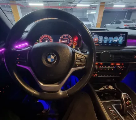 부산디지털계기판교체 BMW X5 안드로이드올인원 실내커스텀 부산핸들교체 시공업체! / 구로동