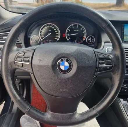 BMW F10 520D M핸들 안드로이드올인원 울산 네비게이션교체 시공맛집에서 커스텀튜닝 후기!! / 구로동