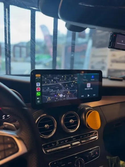 벤츠 W205 C클래스 12.3인치 디스플레이 업그레이드: 1시간 30분 소요 / 구로동