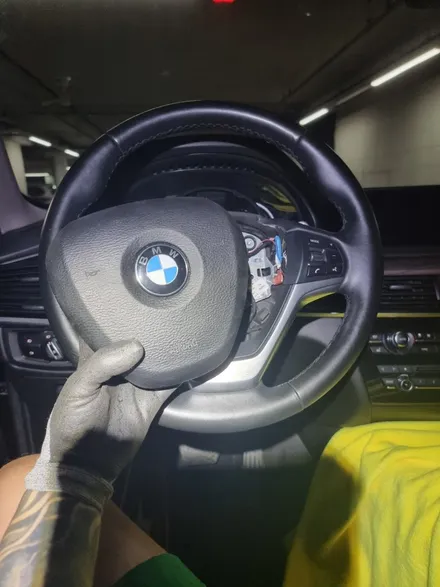 BMW X5 M핸들 카본 교체 세종시에서 패키지로 올인원까지 한번에 진행했어요! / 구로동