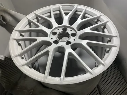 수원휠복원 벤츠 C63AMG 매트블랙 휠도색 수원벤츠휠복원전문업체! / 구로동