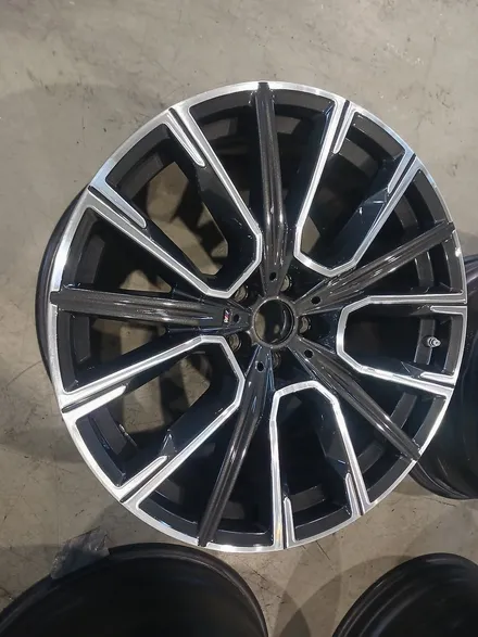 대구휠복원 달서구 BMW 740li 휠도색, 20인치 순정 휠 완벽 복원, 휠복원 시세와 소요시간은? / 구로동
