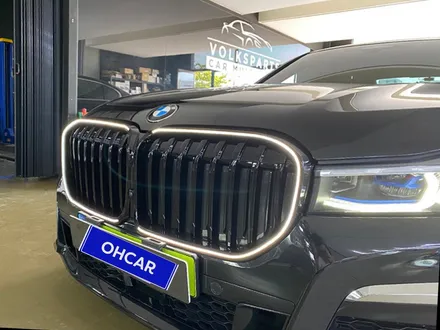 BMW 7시리즈 아이코닉 글로우(발광 그릴) 시공 후기｜야간 존재감UP - 오늘의카 인천점 / 구로동