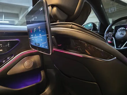 벤츠 W223 S580 피아노트림, 액티브엠비언트 출장시공 후기 4D 전동 부메스터, S클래스 고퀄리티 출장시공 / 구로동