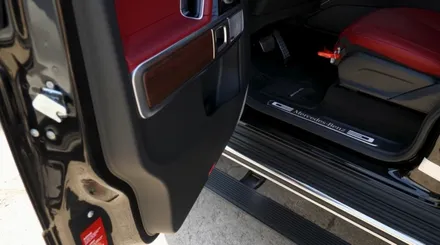 벤츠 G450d W463A, 통풍시트·전동 스텝·고스트도어로 편의성 높이기 / 구로동
