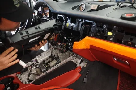 포르쉐 마칸 올인원 어라운드뷰 시공 후기 마칸 GTS 올인원, 듀얼콕핏이 답인 이유는? 마칸 GTS 듀얼콕핏+어라운드뷰 4종 업그레이드 / 구로동
