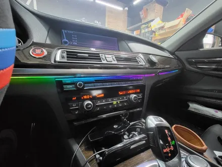 [브로모터스]BMW 전용 AVI BM-100/AVI BM-204/센터스피커/프론트스피커/무스웨이D8 DSP앰프 /비노출 엠비언트/GSUV EN8썬팅재시공 / 경남 거제, 통영, 창원
