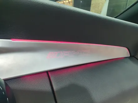 [브로모터스] 벤츠 c클래스 카브리올레 w205 amg 송풍구 엠비언트 데쉬보드amg 엠비언트 작업하기 / 경남 거제, 통영, 창원