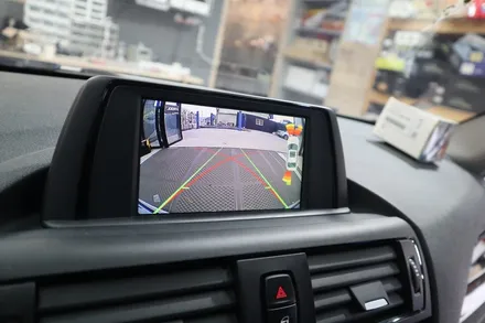 [브로모터스]BMW 118D 무선 애플카플레이 /후방카메라 설치 / 경남 거제, 통영, 창원