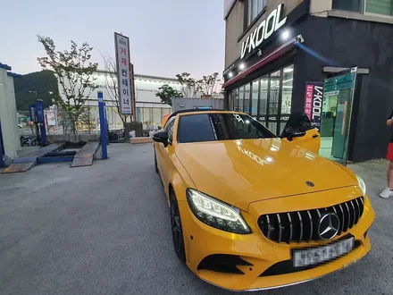 [브로모터스] 벤츠 c클래스 카브리올레 w205 amg 송풍구 엠비언트 데쉬보드amg 엠비언트 작업하기 / 경남 거제, 통영, 창원