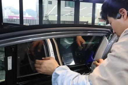 [브로모터스]BMW 740Li 전면VK /측,후면 브이쿨 K시리즈 썬팅 재시공/뜨거운 여름이 오기전에 미리 대비하세요. / 경남 거제, 통영, 창원
