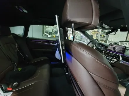 [ 브로모터스 ] BMW 630I GT 포커스 노바티비 X13 13.3인치 리어 모니터 장착 / 경남 거제, 통영, 창원
