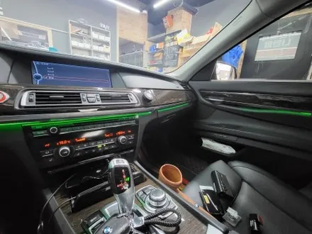 [브로모터스]BMW 전용 AVI BM-100/AVI BM-204/센터스피커/프론트스피커/무스웨이D8 DSP앰프 /비노출 엠비언트/GSUV EN8썬팅재시공 / 경남 거제, 통영, 창원