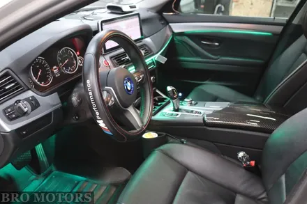 [브로모터스]BMW 비노출 무빙 엠비언트로 힙한 실내분위기로 변신과 안드로이드올인원 네비게이션으로 스마트함까지 장착!! / 경남 거제, 통영, 창원