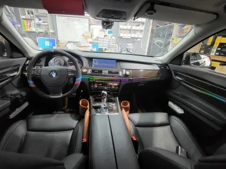 [브로모터스]BMW 전용 AVI BM-100/AVI BM-204/센터스피커/프론트스피커/무스웨이D8 DSP앰프 /비노출 엠비언트/GSUV EN8썬팅재시공 / 경남 거제, 통영, 창원