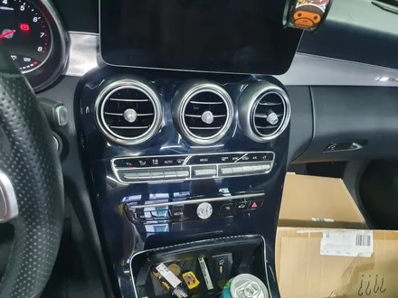 [브로모터스] 벤츠 c클래스 카브리올레 w205 amg 송풍구 엠비언트 데쉬보드amg 엠비언트 작업하기 / 경남 거제, 통영, 창원