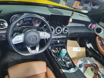 [브로모터스] 벤츠 c클래스 카브리올레 w205 amg 송풍구 엠비언트 데쉬보드amg 엠비언트 작업하기 / 경남 거제, 통영, 창원