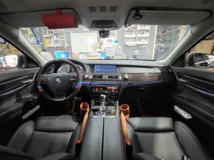 [브로모터스]BMW 전용 AVI BM-100/AVI BM-204/센터스피커/프론트스피커/무스웨이D8 DSP앰프 /비노출 엠비언트/GSUV EN8썬팅재시공 / 경남 거제, 통영, 창원