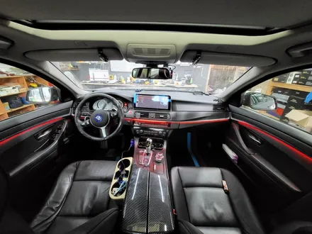 [브로모터스]BMW 520D F10 비노출 무빙 엠비언트 / 엠비언트 LED 라이트 실내 무드등 튜닝 / 경남 거제, 통영, 창원
