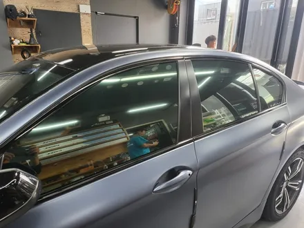 [브로모터스]BMW 520D F10 글라스틴트 레이니블루 틴팅 재시공 / 경남 거제, 통영, 창원