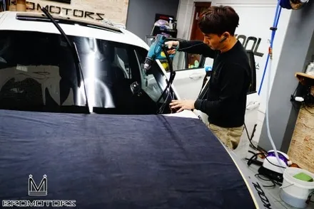 [BMW 118d 브이쿨틴팅] 반사필름 틴팅 맛집이 바로 여기라지요?! (거제 브로모터스) / 경남 거제, 통영, 창원