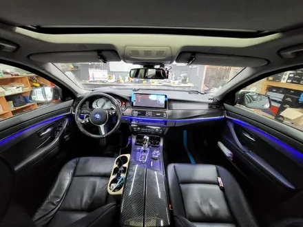 [브로모터스]BMW 520D F10 비노출 무빙 엠비언트 / 엠비언트 LED 라이트 실내 무드등 튜닝 / 경남 거제, 통영, 창원