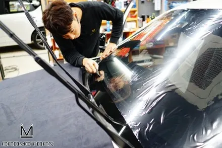 [BMW 118d 브이쿨틴팅] 반사필름 틴팅 맛집이 바로 여기라지요?! (거제 브로모터스) / 경남 거제, 통영, 창원