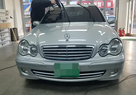 일산썬팅 명가 찾아 방문한 벤츠 C230!!! / 고양 덕양구 지축동