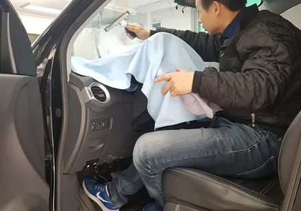 썬팅 전문점 찾아 방문한 QM5. / 고양 덕양구 지축동
