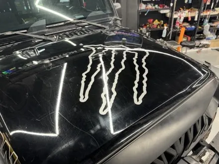 지프 랭글러 커스텀데칼 제작부터 시공까지!  튼튼하게 붙여서 오프로드차량들도 찾아오는집 / 경기 안산