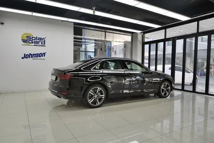 아우디 A4 40 TFSI 신차 부천솔라가드프리미엄 \