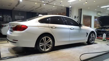 BMW420D 알파인 화이트 광택으로 영롱한 도장면 만들기...  조선광택 \