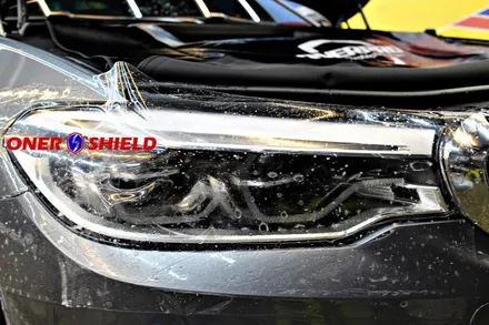 서초구 BMW 530i 본네트 PPF 시공으로 스톤칩에 대한 스트레스를 날려버리세요~ | 오너프로 넥서스+ [오너쉴드] / 서초, 강남, 양재