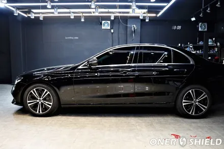 신차 구입 후 문콕방지에 탁월한 가디언도어가드 필수시공 | 벤츠 E300 (오너쉴드서초) / 서초, 강남, 양재