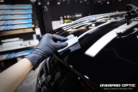 EV9 어스 4wd 오로라 블랙펄 방배 프리미엄 썬팅의 조건을 모두 갖춘 오너프로 옵틱 나노세라믹 플러스 신차패키지 / 서초, 강남, 양재