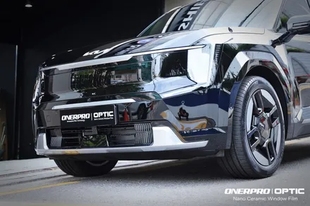 EV9 어스 4wd 오로라 블랙펄 방배 프리미엄 썬팅의 조건을 모두 갖춘 오너프로 옵틱 나노세라믹 플러스 신차패키지 / 서초, 강남, 양재