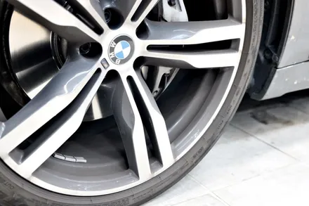 워터스팟과 외부 데미지에 강한  오너쉴드 9H+ / 글로스 코팅 BMW 740Li 광택 + 유리막코팅 | 오너쉴드 서초 / 서초, 강남, 양재