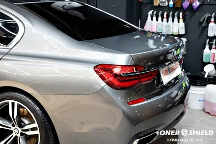 워터스팟과 외부 데미지에 강한  오너쉴드 9H+ / 글로스 코팅 BMW 740Li 광택 + 유리막코팅 | 오너쉴드 서초 / 서초, 강남, 양재