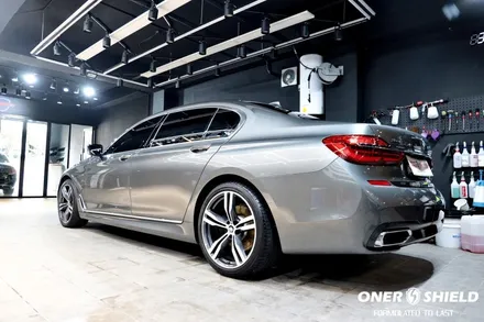 워터스팟과 외부 데미지에 강한  오너쉴드 9H+ / 글로스 코팅 BMW 740Li 광택 + 유리막코팅 | 오너쉴드 서초 / 서초, 강남, 양재
