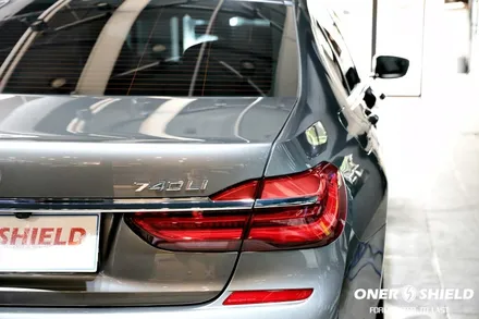 워터스팟과 외부 데미지에 강한  오너쉴드 9H+ / 글로스 코팅 BMW 740Li 광택 + 유리막코팅 | 오너쉴드 서초 / 서초, 강남, 양재
