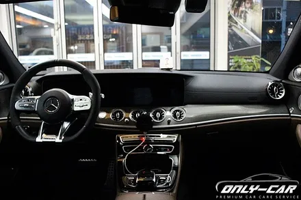 벤츠 E클래스 53AMG W213 부메스터 전동트위터  송풍구 엠비언트 장착 했습니다