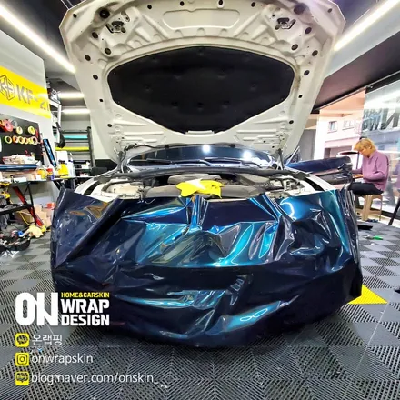 부천랩핑, BMW 4시리즈 전체랩핑, PET 브리티시 그린 카멜레온 색상으로 전체랩핑, 고광택 전체랩핑 시공기. / 부천시 소사구 옥길동