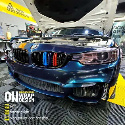 부천랩핑, BMW 4시리즈 전체랩핑, PET 브리티시 그린 카멜레온 색상으로 전체랩핑, 고광택 전체랩핑 시공기. / 부천시 소사구 옥길동