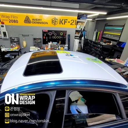 부천랩핑, BMW 4시리즈 전체랩핑, PET 브리티시 그린 카멜레온 색상으로 전체랩핑, 고광택 전체랩핑 시공기. / 부천시 소사구 옥길동
