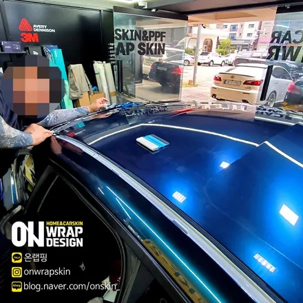 부천랩핑, BMW 4시리즈 전체랩핑, PET 브리티시 그린 카멜레온 색상으로 전체랩핑, 고광택 전체랩핑 시공기. / 부천시 소사구 옥길동