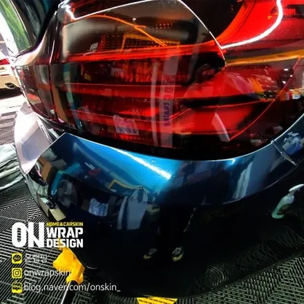 부천랩핑, BMW 4시리즈 전체랩핑, PET 브리티시 그린 카멜레온 색상으로 전체랩핑, 고광택 전체랩핑 시공기. / 부천시 소사구 옥길동