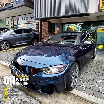 부천랩핑, BMW 4시리즈 전체랩핑, PET 브리티시 그린 카멜레온 색상으로 전체랩핑, 고광택 전체랩핑 시공기. / 부천시 소사구 옥길동