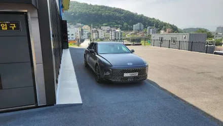 천안썬팅 열 차단으로 실내 온도 지켜요! 그랜저 무광 / 충남 아산